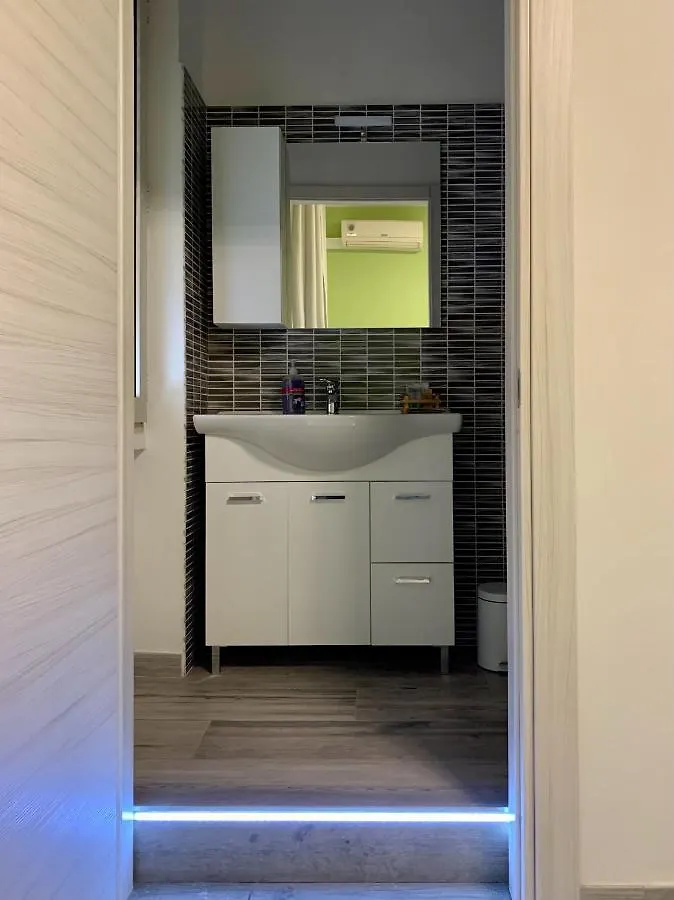 L.Ady Home Bologna Vendégház